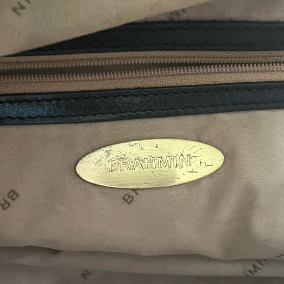 Black Brahmin bag… still in good condition… no rips or tears - Picture 10 of 11